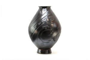 Céramique Mata Ortiz - Vase Noir III - Art Huichol - Marakame