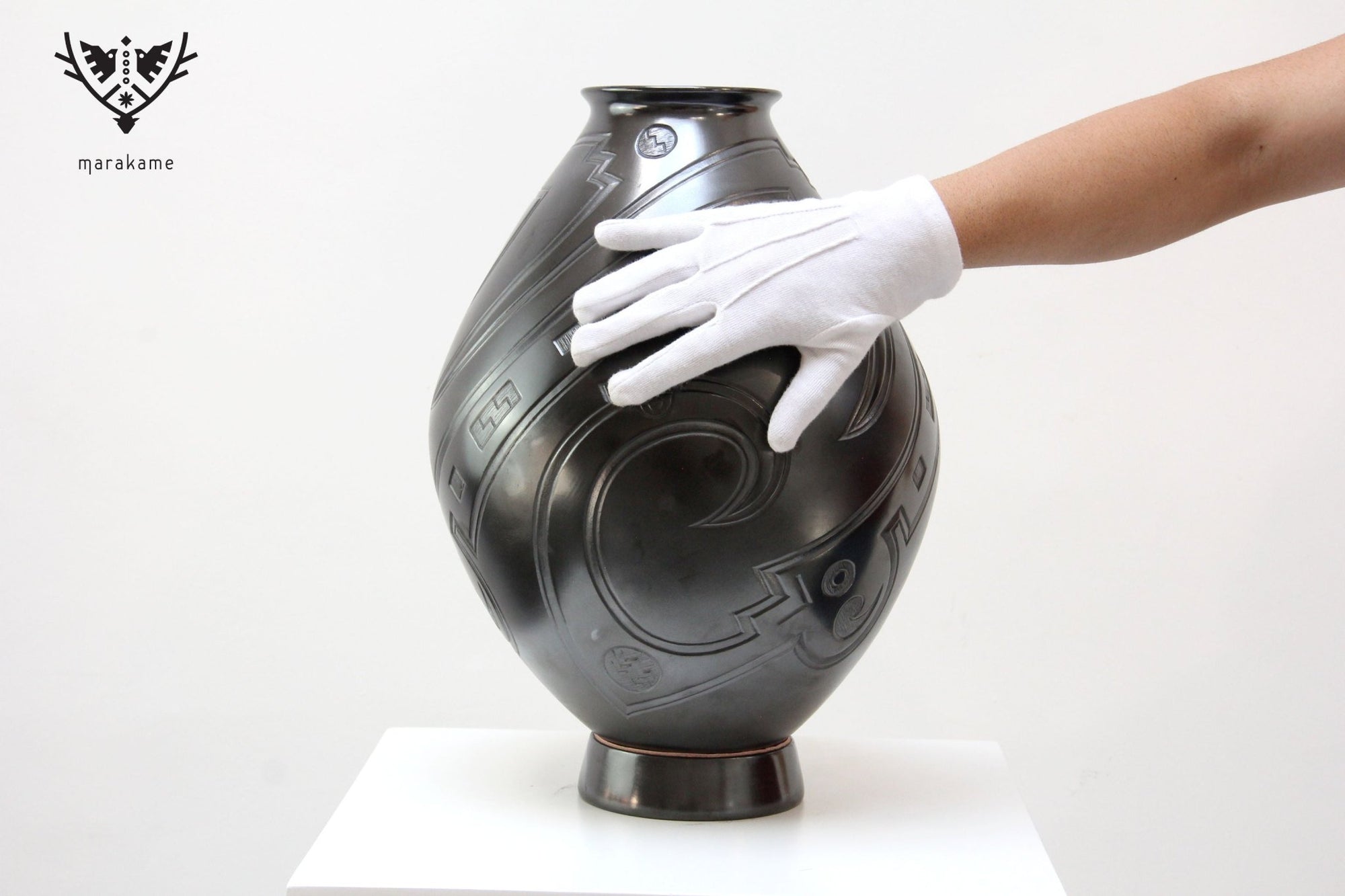 Mata Ortiz Keramik – Schwarze Vase III – Huichol Art – Marakame