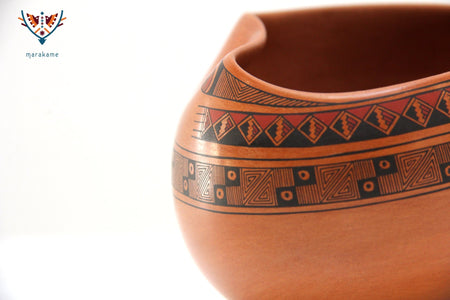 Ceramica Mata Ortiz - Pezzo curvo - Arte Huichol - Marakame