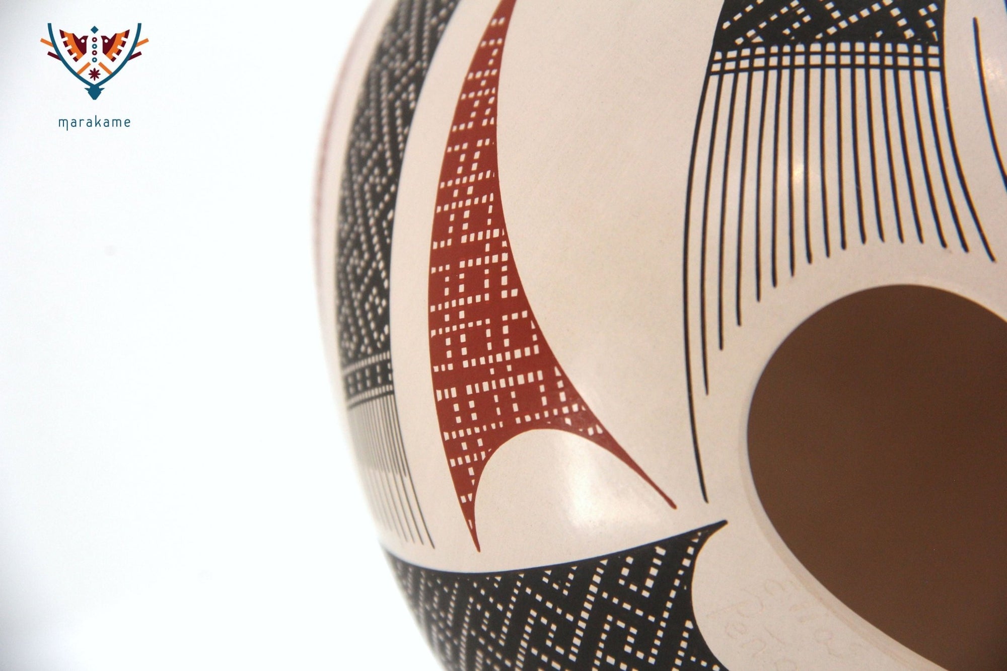 Mata Ortiz Ceramics - No End - Huichol Art - Marakame