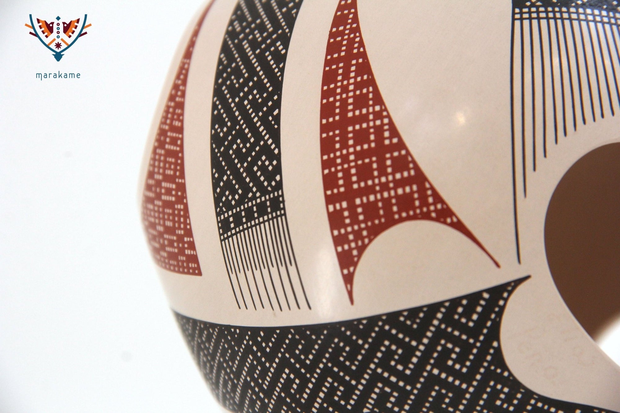 Mata Ortiz Ceramics - No End - Huichol Art - Marakame