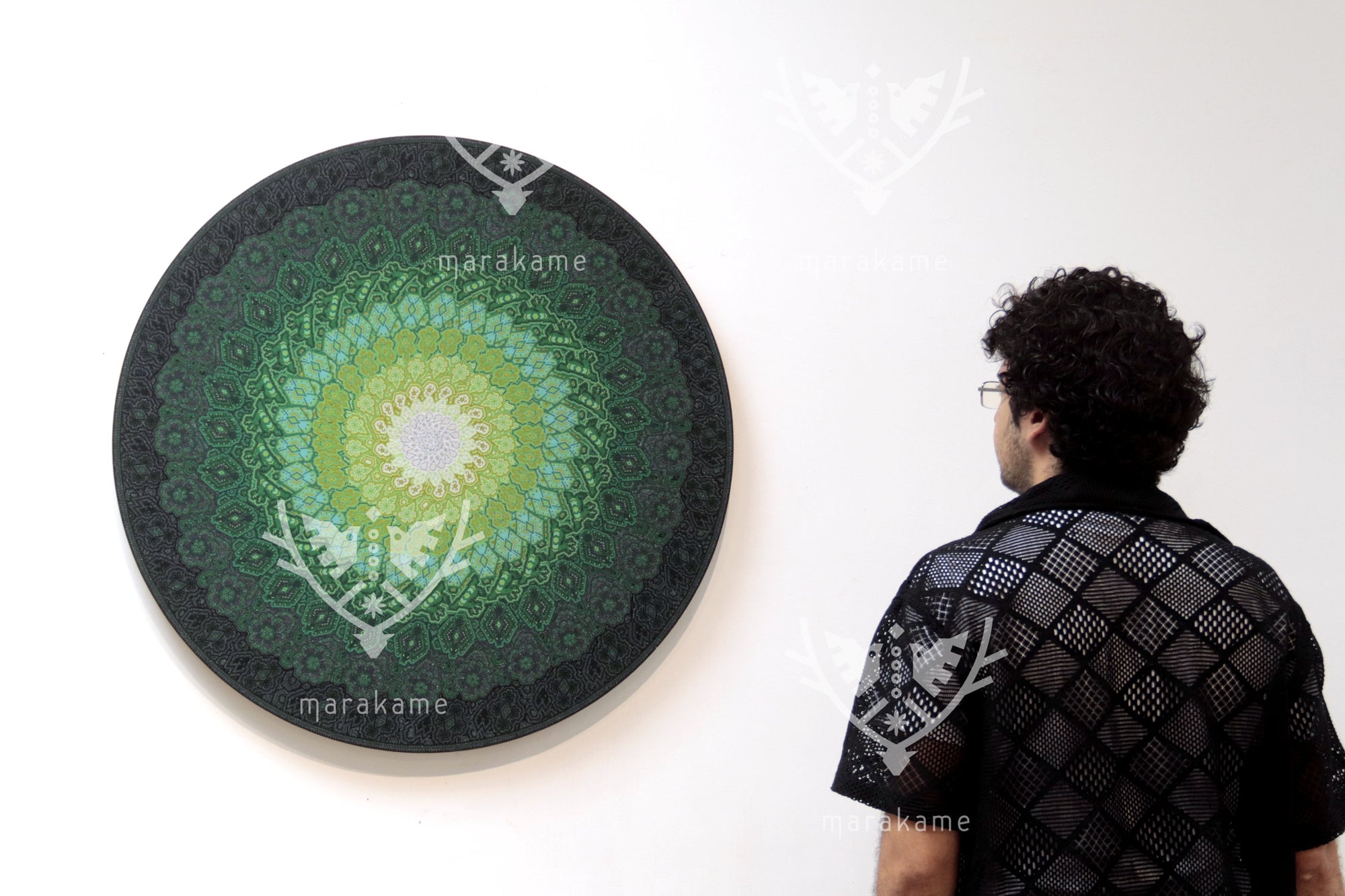 Nierika de Chaquira micro Circulo Huichol - Tuutú: El Lenguaje de los Ancestros - 80 cm.