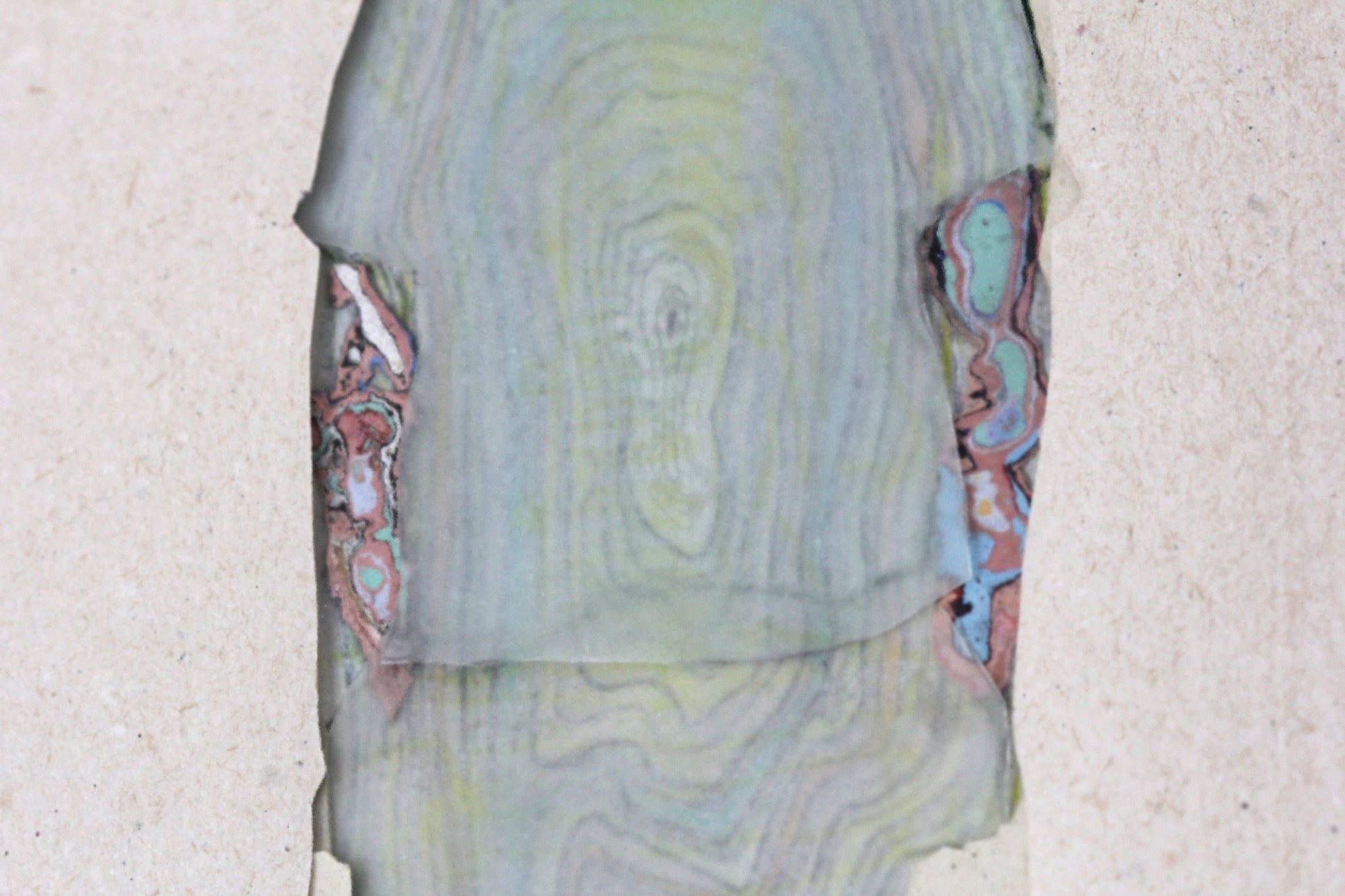 Of three shadows with inner colors V - Huichol Art - Marakame