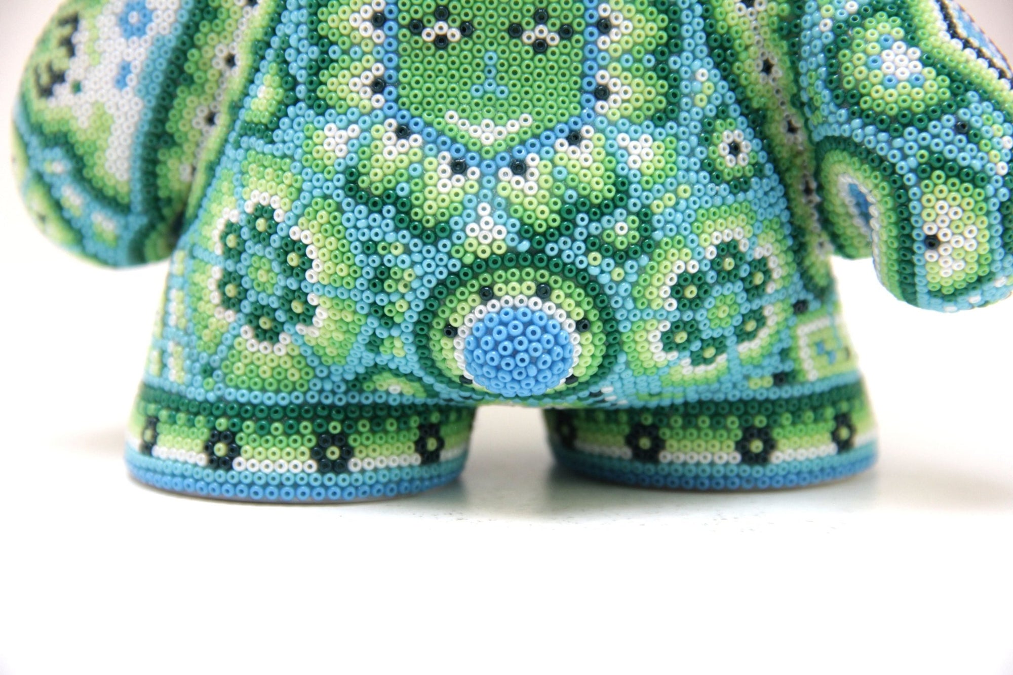 Huichol Art Sculpture - Munny Special Edition 7'' - Hikuri - Huichol Art - Marakame