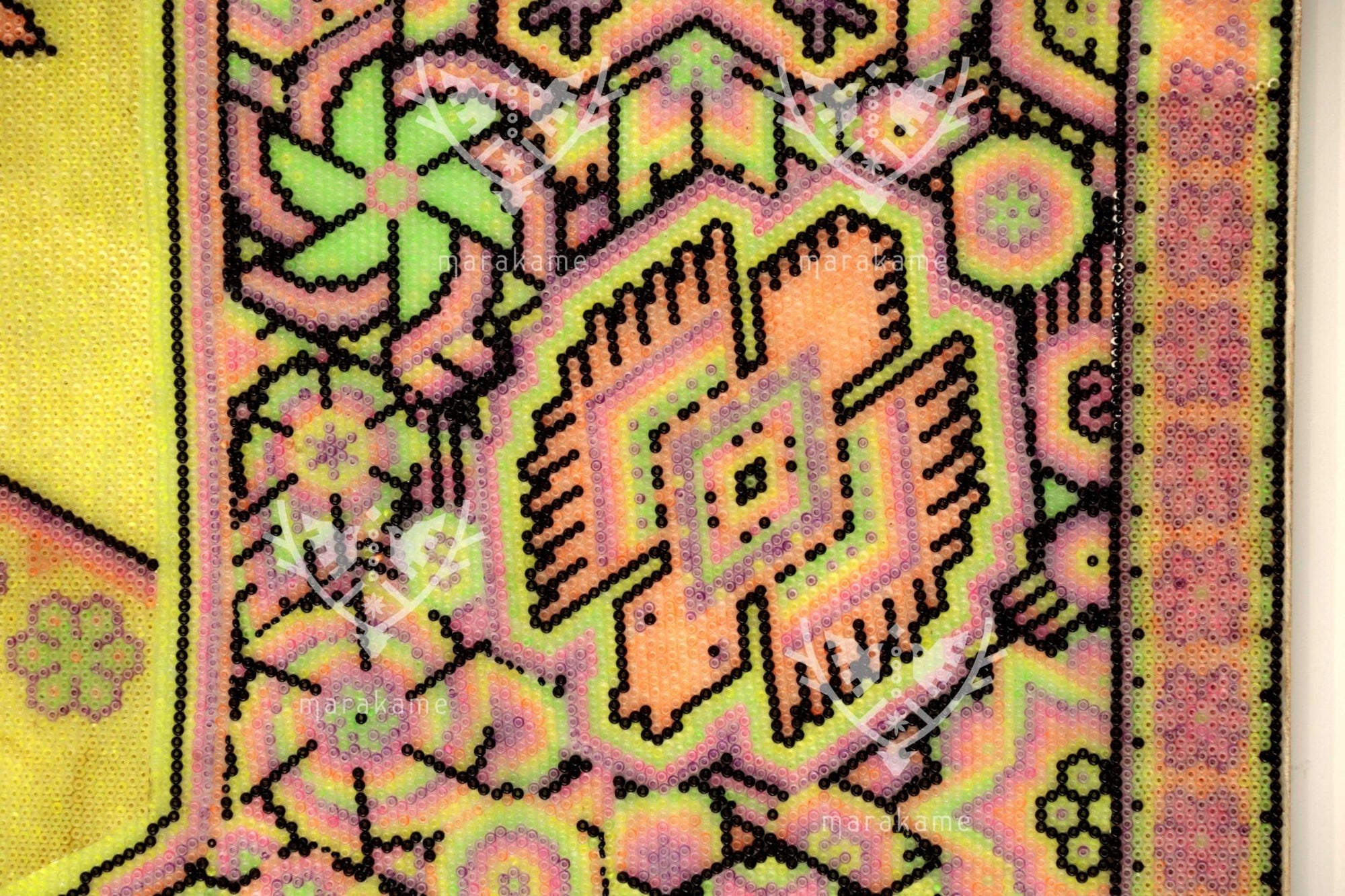 Nierika de Chaquira Círculo Huichol - Mara'akame Neón - 122 x 71.5 cm. - Arte Huichol - Marakame