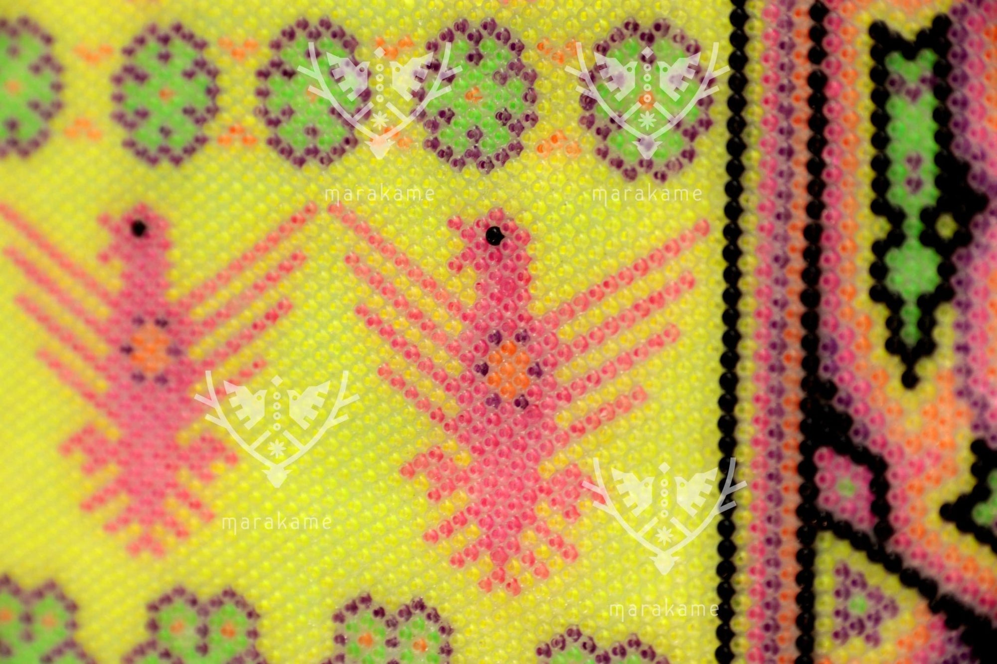 Nierika de Chaquira Círculo Huichol - Mara'akame Neón - 122 x 71.5 cm. - Arte Huichol - Marakame