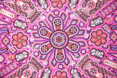 Prevendita - Nierika de Chaquira Huichol Circle - Tuutú muwieri Wirikuta - Peyote piumato proveniente dal luogo sacro dove nasce il peyote - 120 cm. - Arte Huichol - Marakame