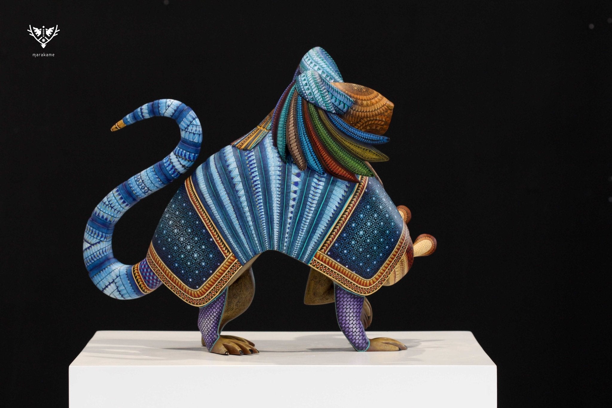 Alebrije - Armadillo con búho - Arte Huichol - Marakame