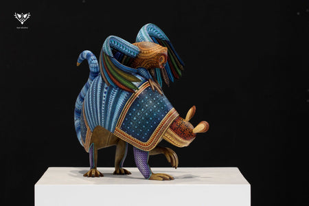 Alebrije - Armadillo con búho - Arte Huichol - Marakame