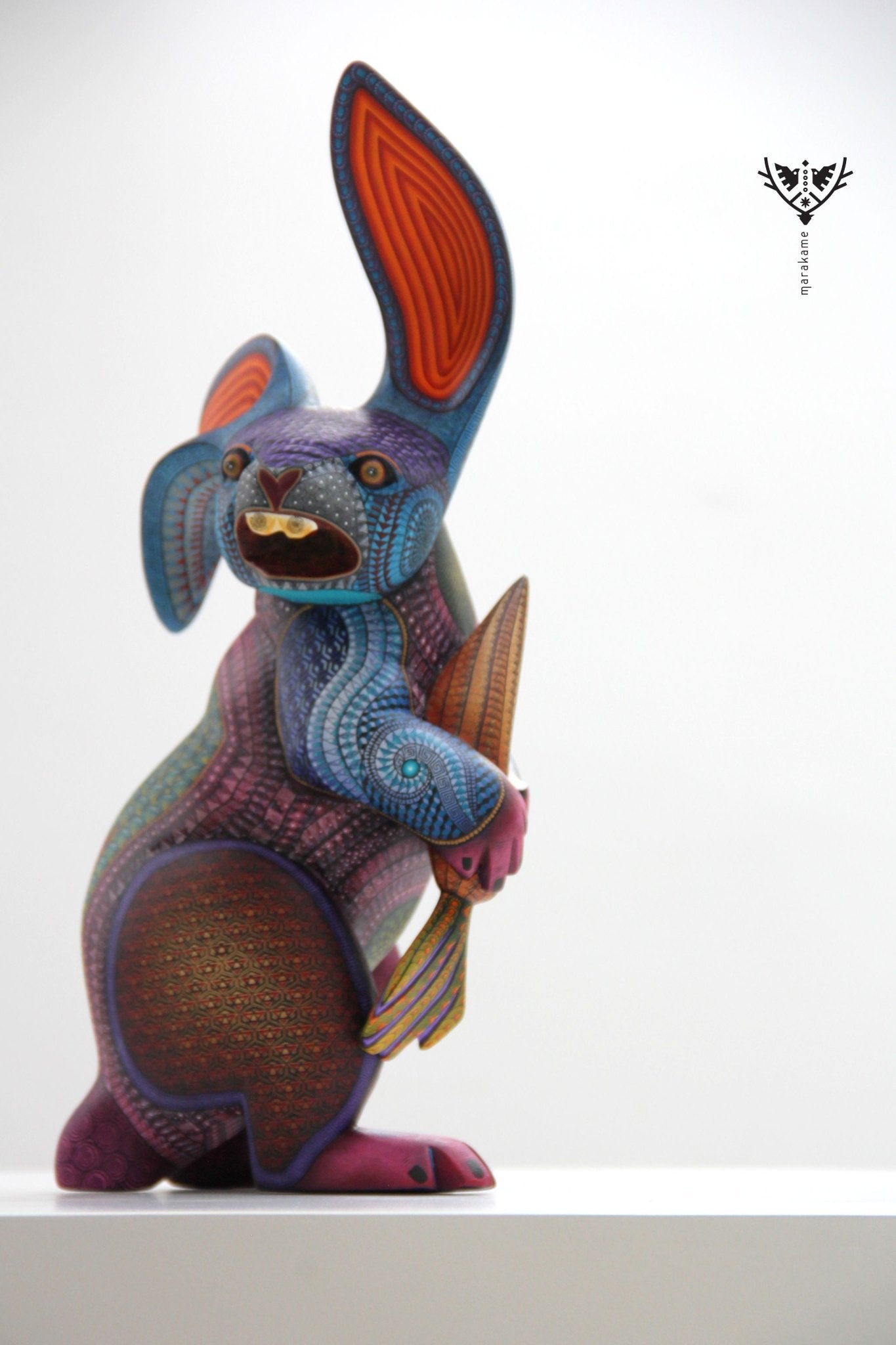 Alebrije - Kaninchen mit Karotte - Huichol Art - Marakame