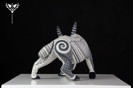 Alebrije - Eland - Huichol-Kunst - Marakame