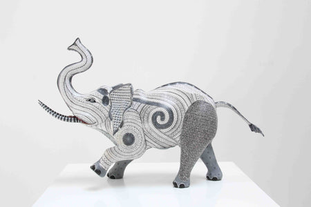 Alebrije - Huaniisi Elefant - Huichol Art - Marakame