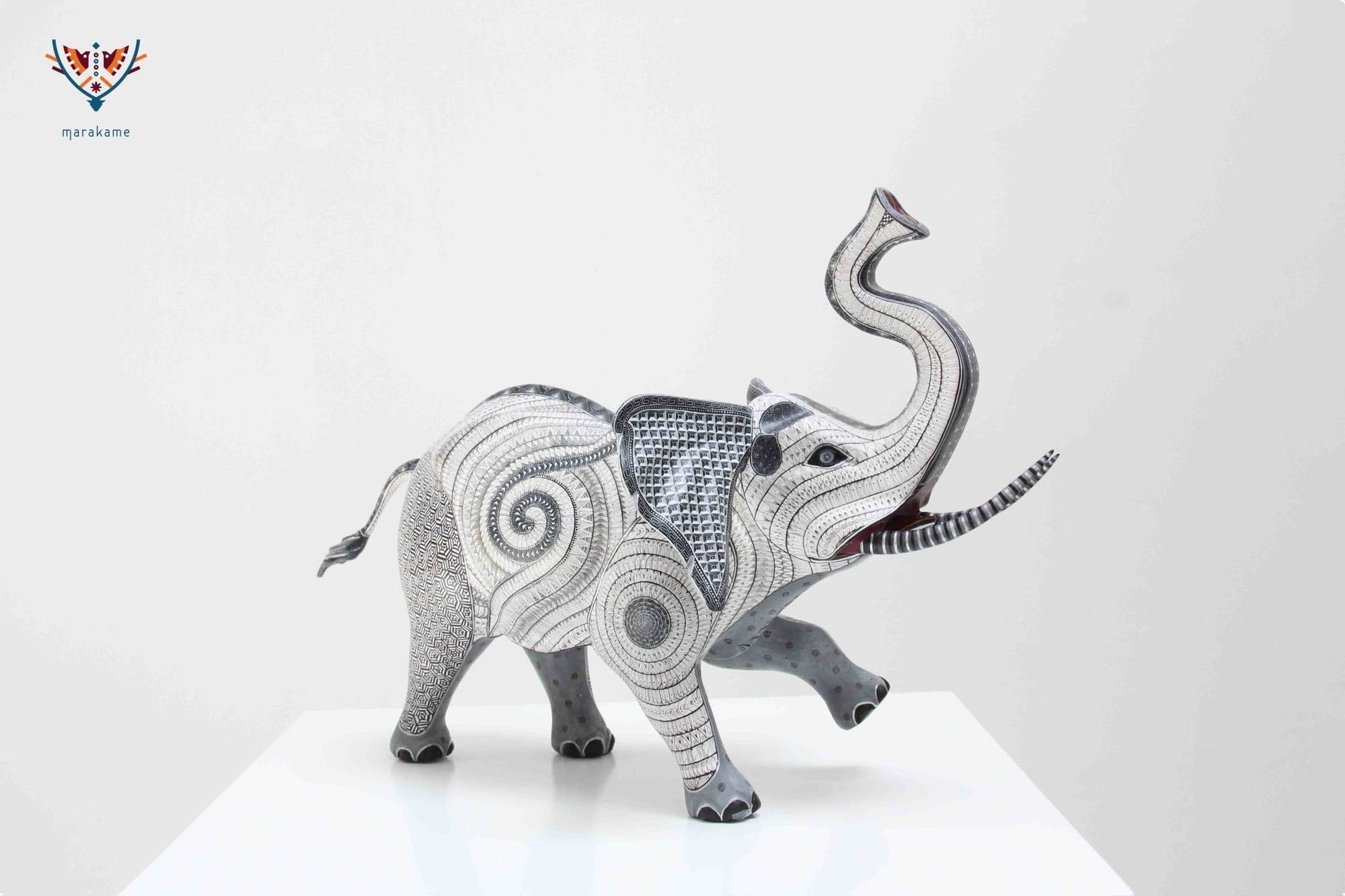 Alebrije - Éléphant Huaniisi - Art Huichol - Marakame