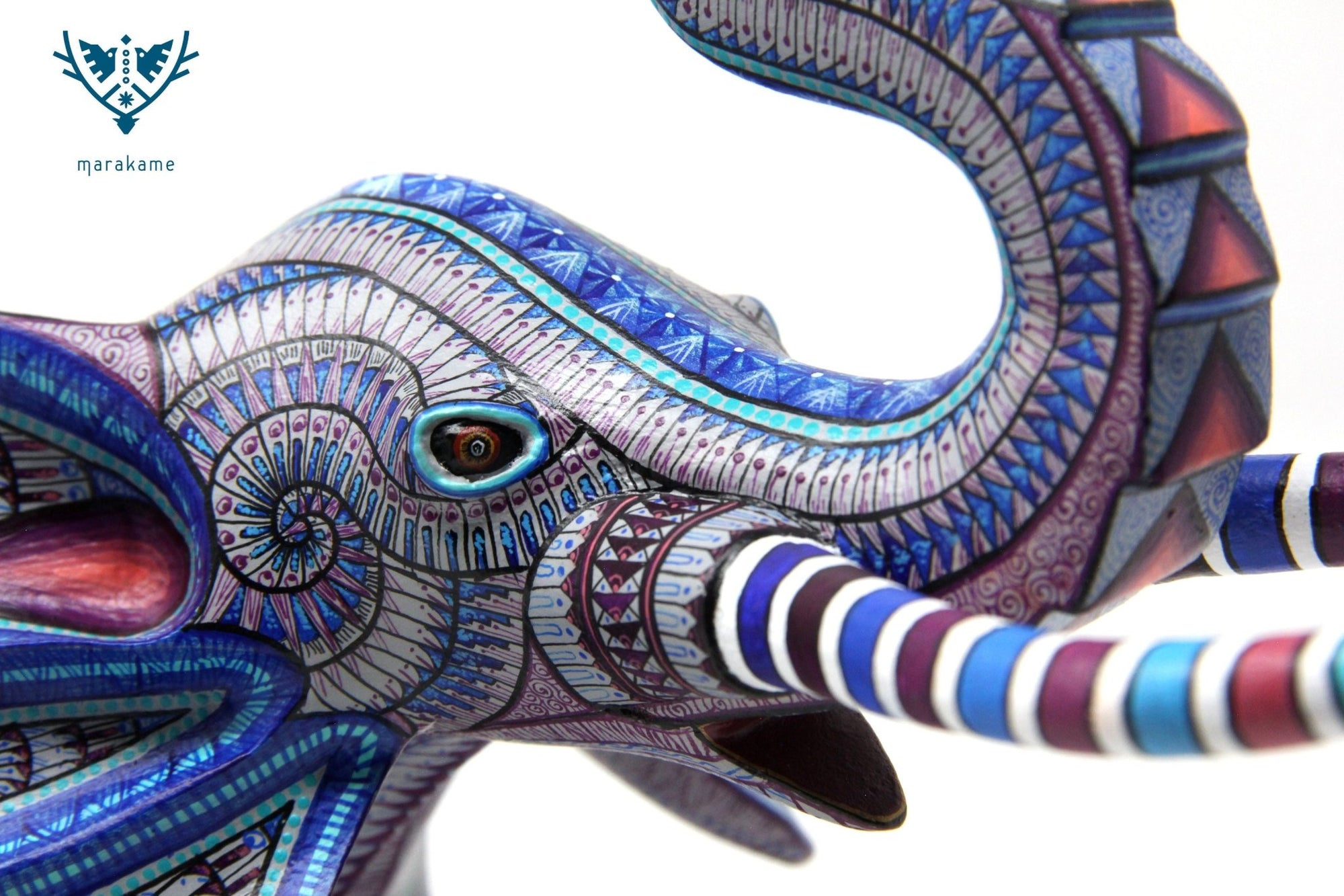 Elefant Alebrije - Ngola - Huichol Art - Marakame