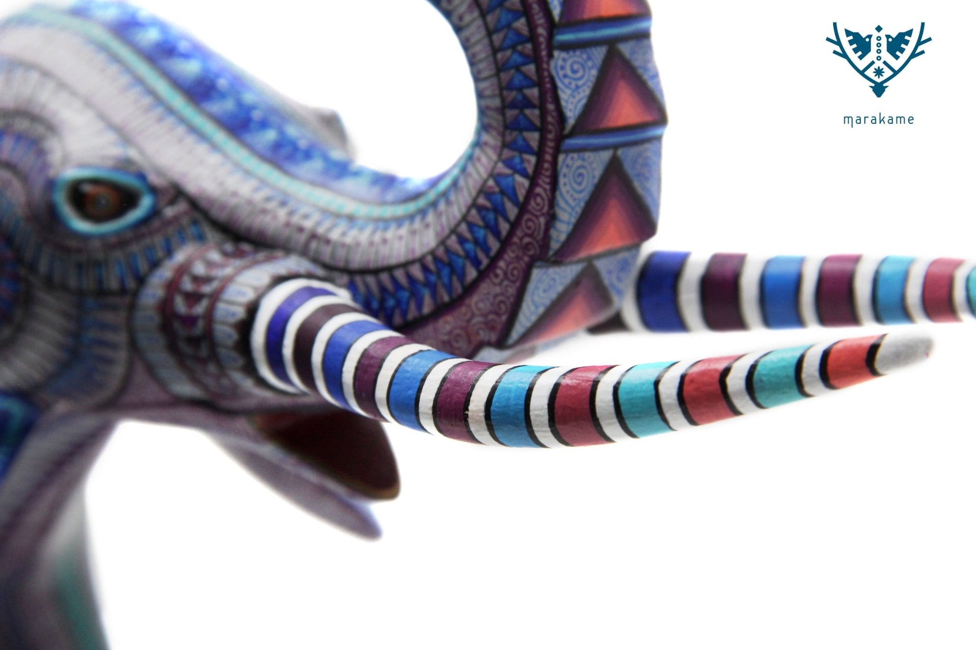 Elefant Alebrije - Ngola - Huichol Art - Marakame