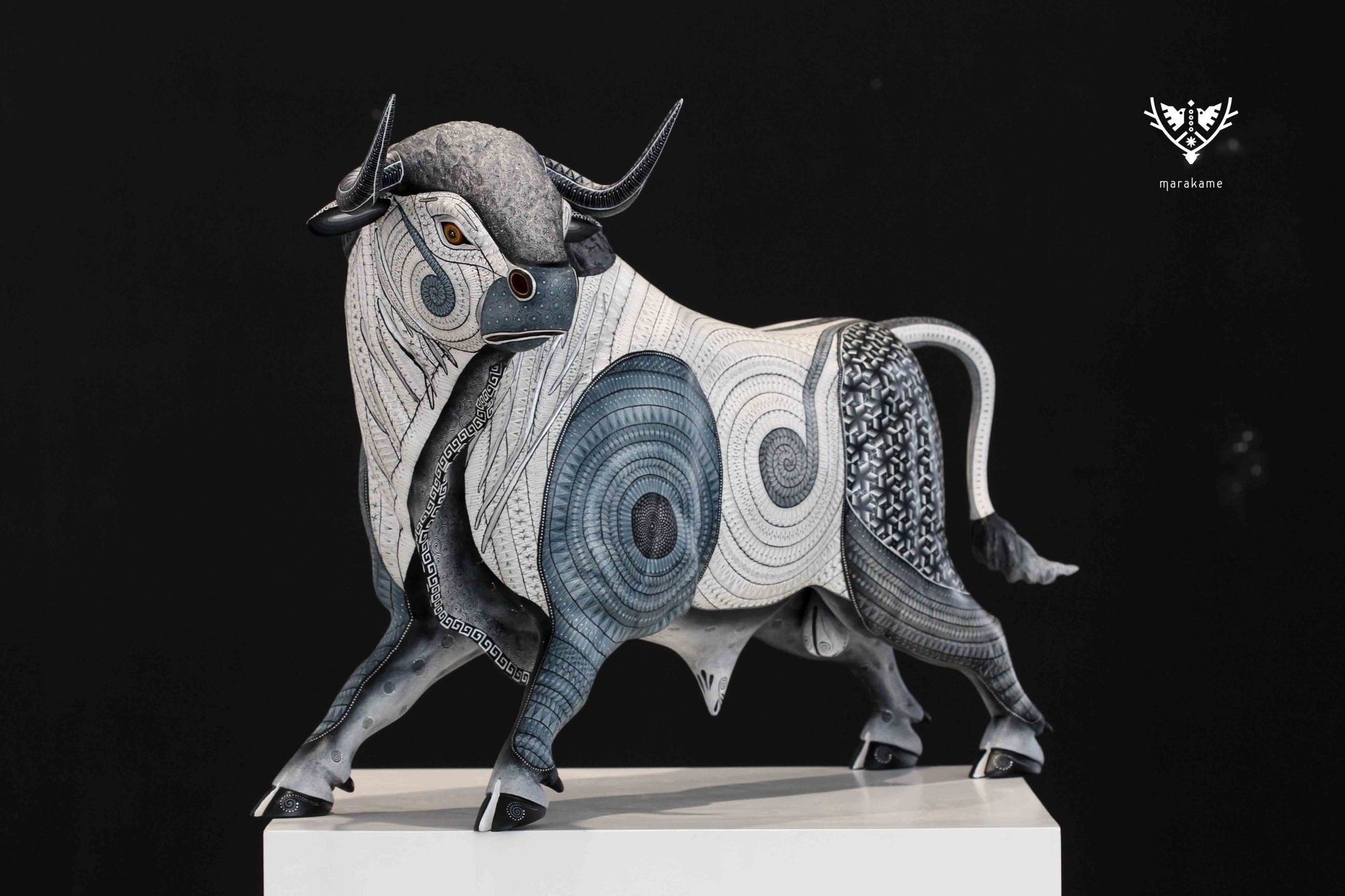 Alebrije - Fighting Bull - Huichol Art - Marakame
