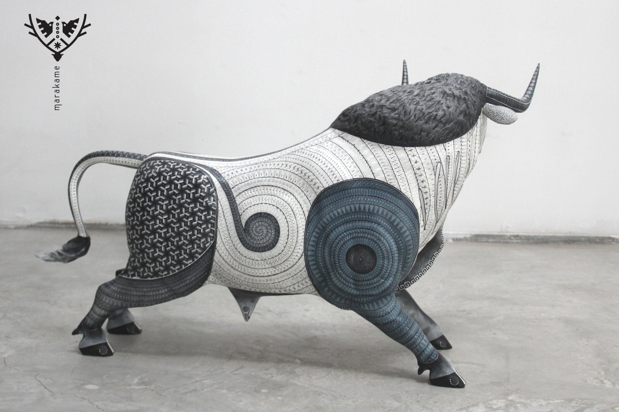 Alebrije - Fighting Bull - Huichol Art - Marakame