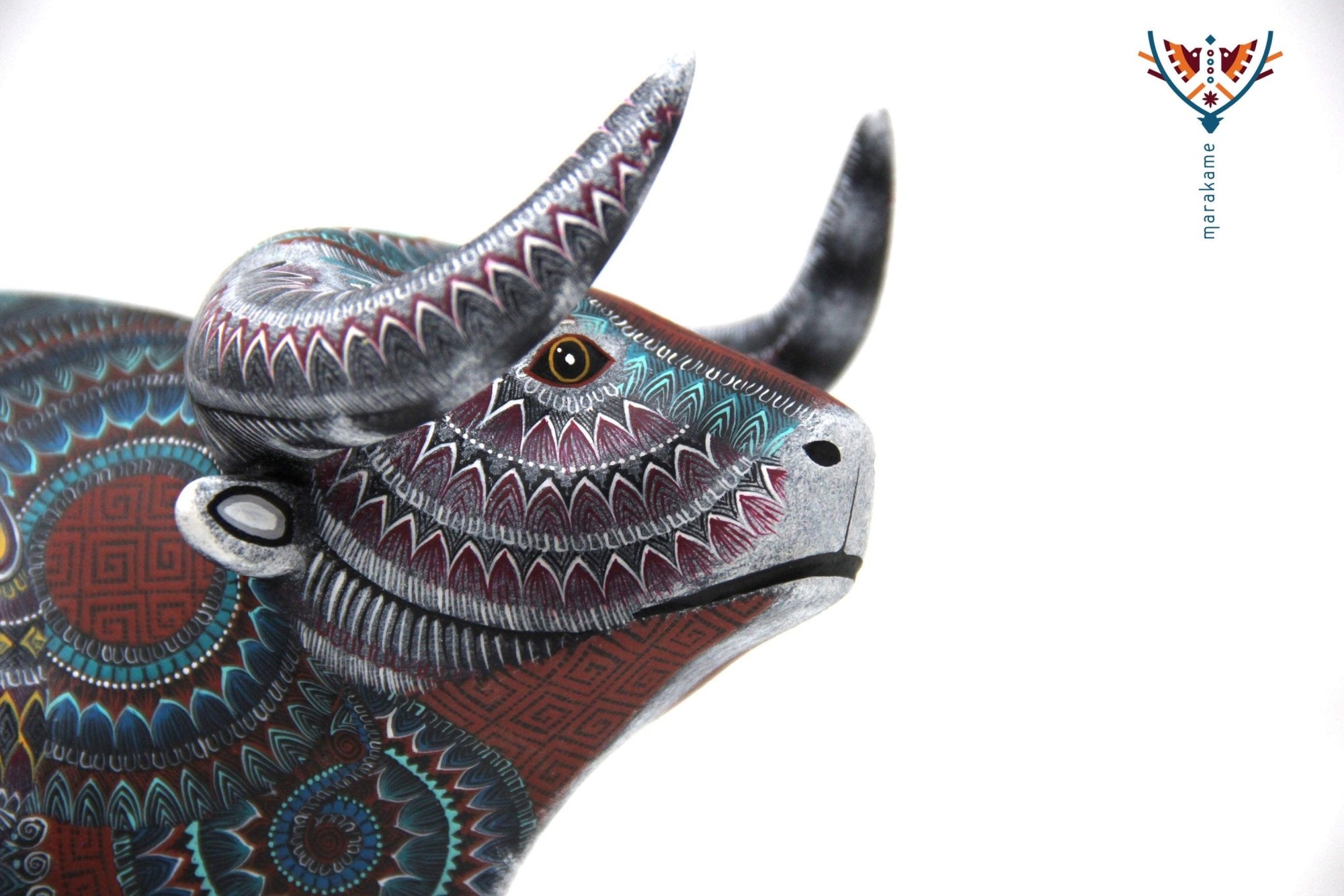 Alebrije - Toro in appoggio - Arte Huichol - Marakame