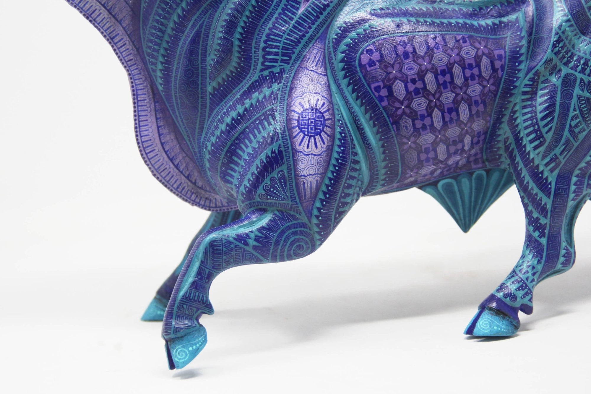 Alebrije Bull - Yuze I - Huichol Art - Marakame