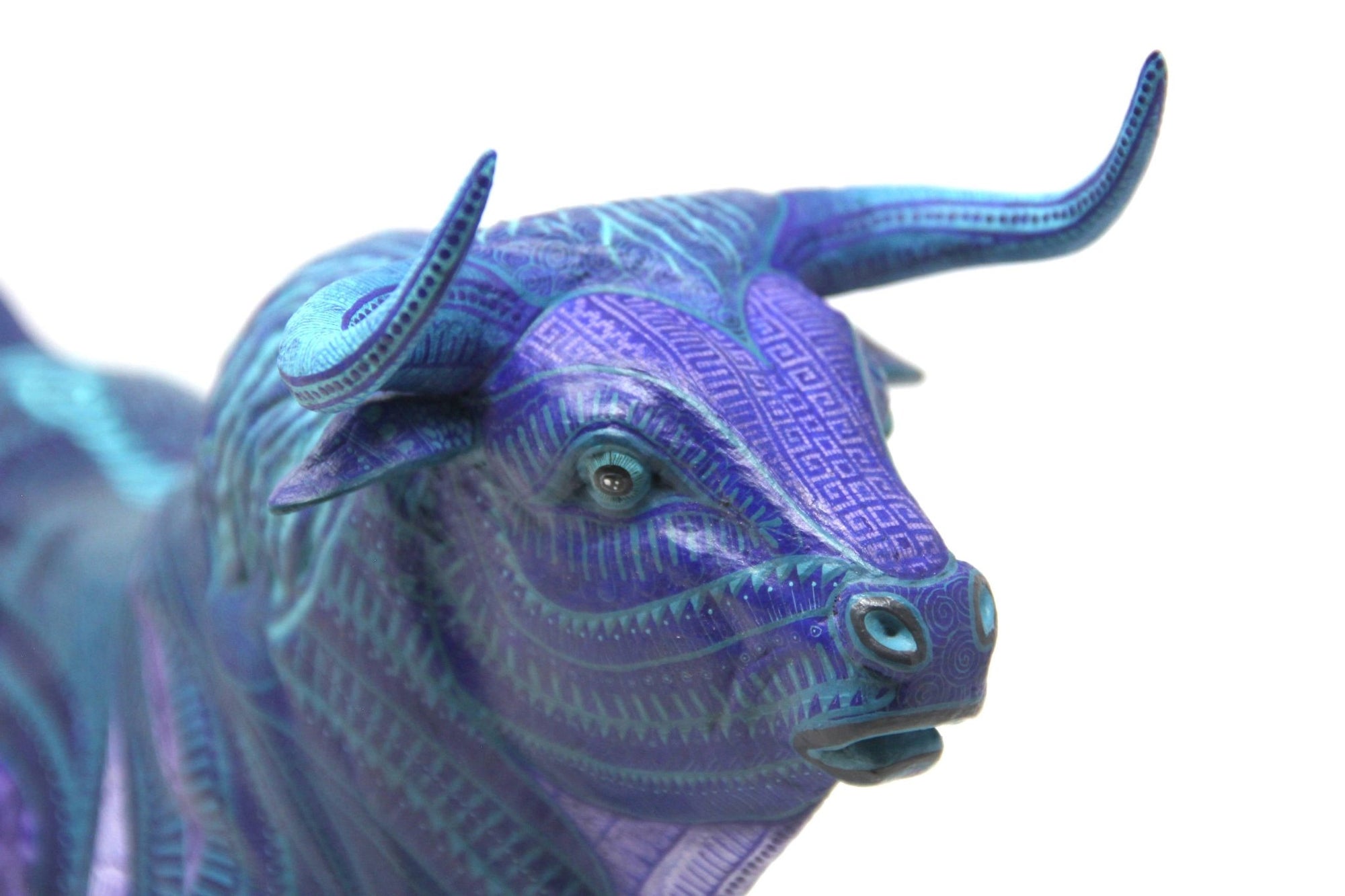 Alebrije Bull - Yuze I - Huichol Art - Marakame