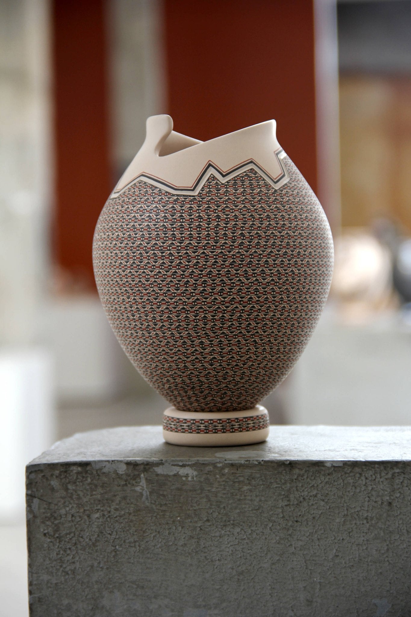 Mata Ortiz Ceramics - Curves - Fine Painted - Huichol Art - Marakame