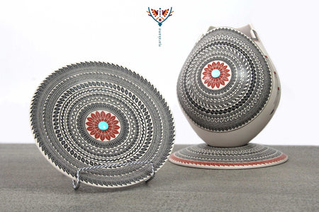 Ceramics of Mata Ortiz - Diptych plate and vase - Huichol Art - Marakame