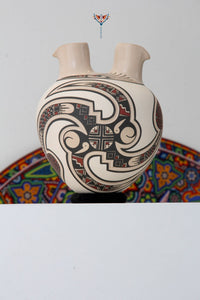 Mata Ortiz ceramic - Traditional double mouth - Huichol art - Marakame