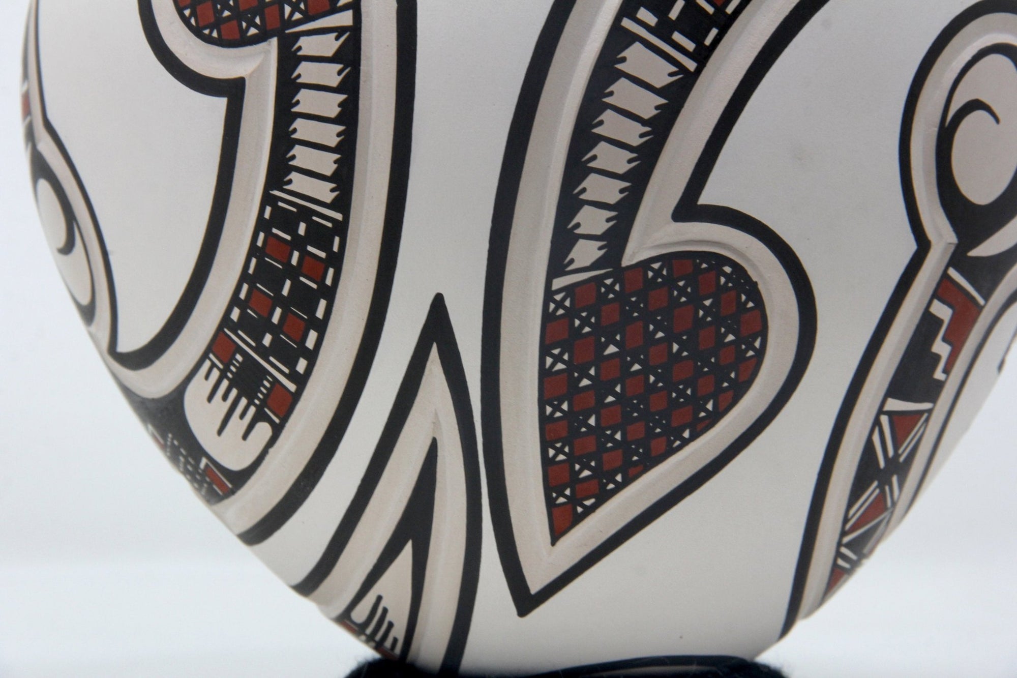 Mata Ortiz ceramic - Traditional double mouth - Huichol art - Marakame