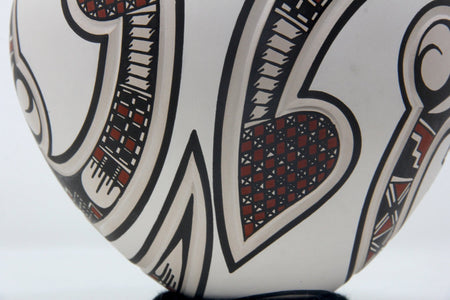 Mata Ortiz ceramic - Traditional double mouth - Huichol art - Marakame