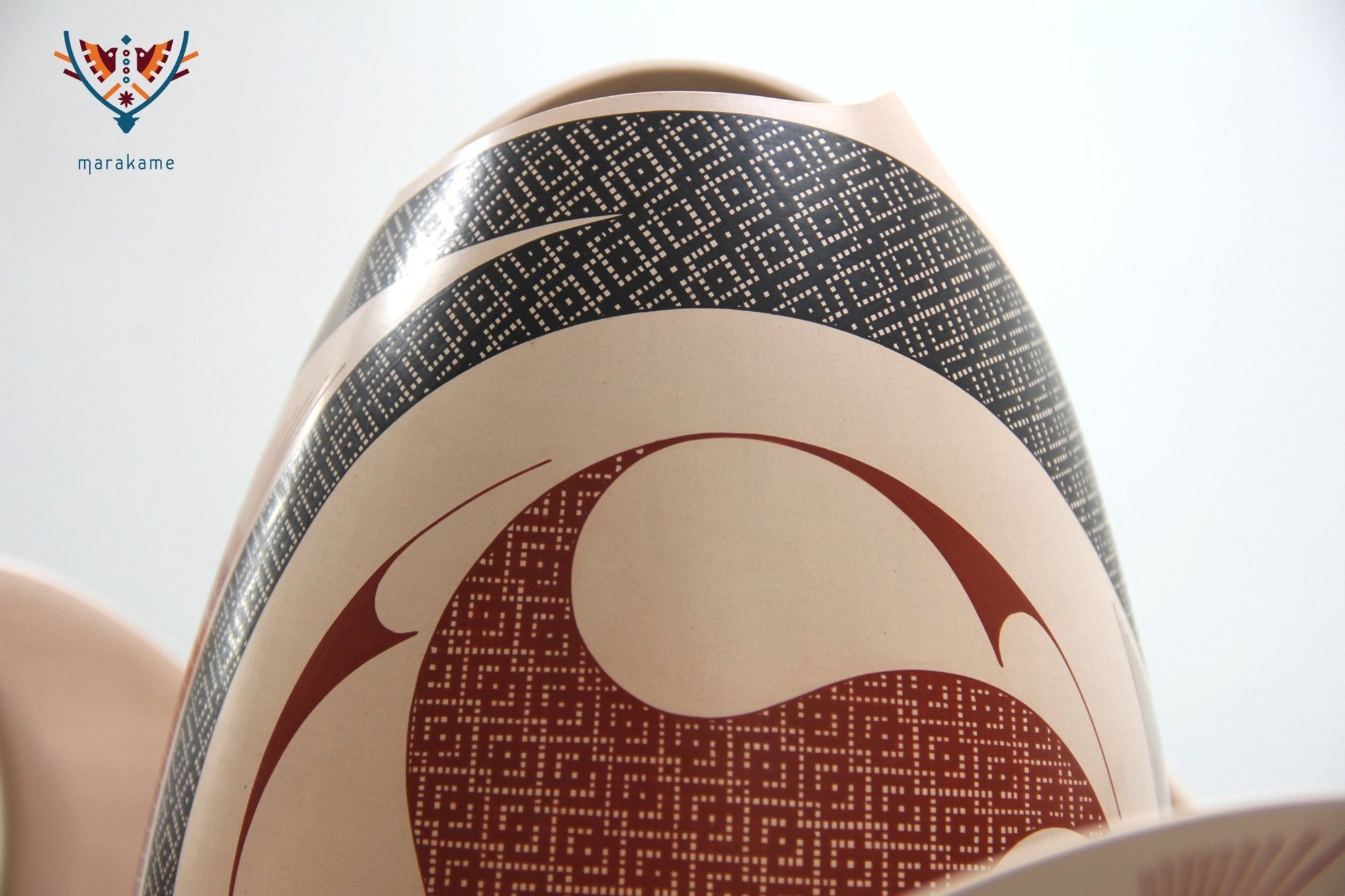 Mata Ortiz Ceramic - Fire - Masterpiece - Huichol Art - マラカメ