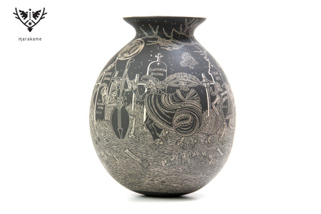 Mata Ortiz ceramic -Night of the dead, owl flying at night - Huichol art - Marakame