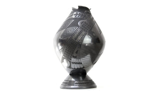 Mata Ortiz ceramics - Large black piece V - Huichol art - Marakame