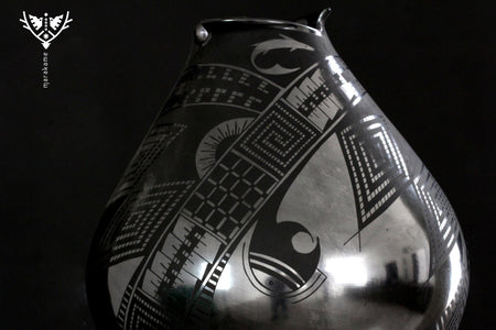 Mata Ortiz ceramics - Large black piece V - Huichol art - Marakame