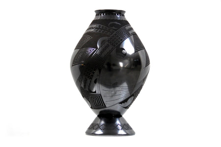 Mata Ortiz ceramics - Large black piece VII - Huichol art - Marakame