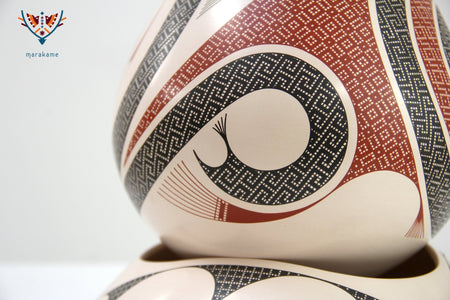 Mata Ortiz Ceramics - Medium Piece - Elias Peña - Huichol Art - Marakame
