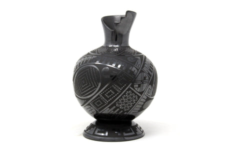 Mata Ortiz ceramics - Small black piece III - Huichol art - Marakame