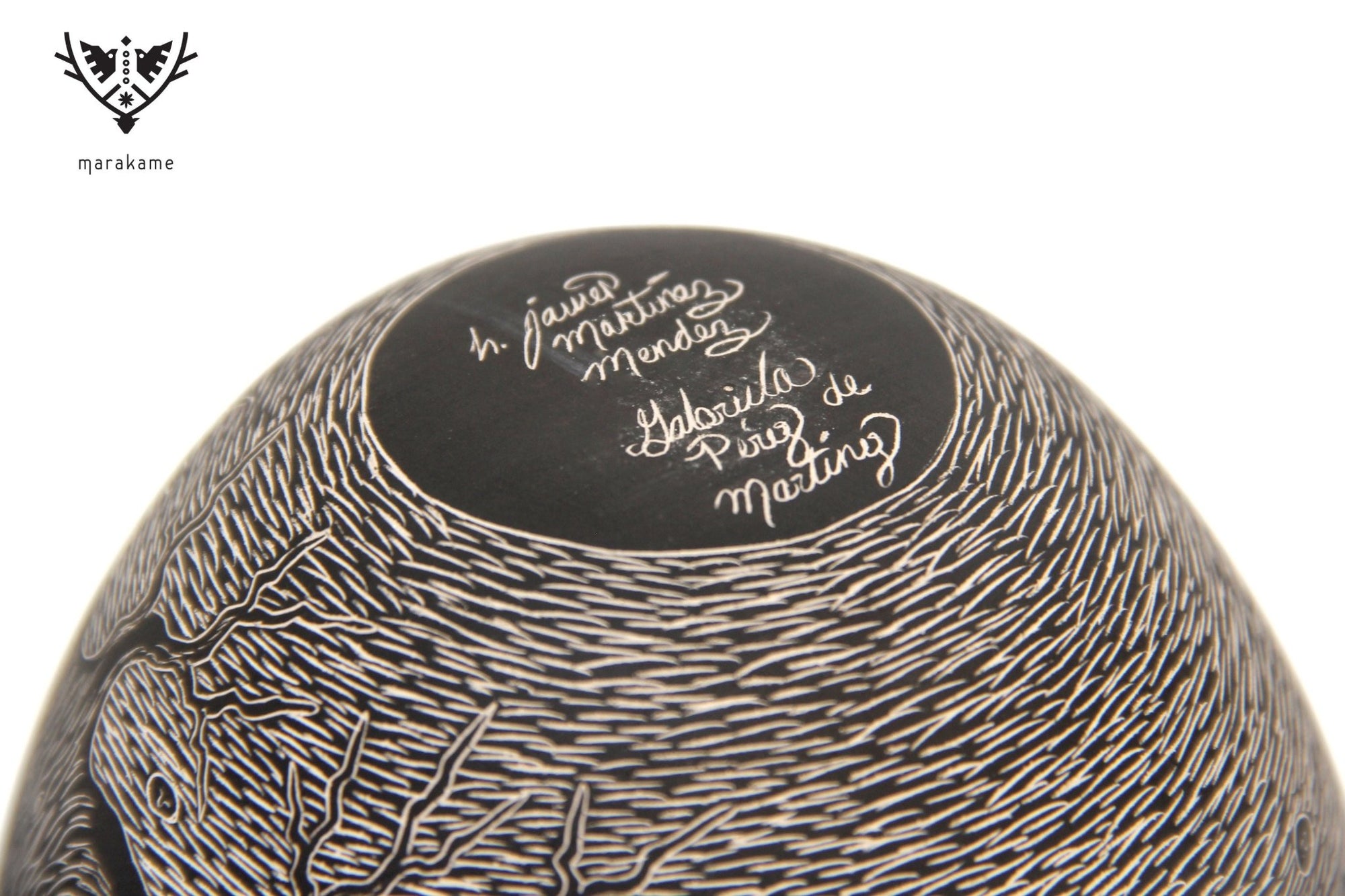 Mata Ortiz Keramik – Gebet im Pantheon bei Nacht – Tag der Toten – Huichol-Kunst – Marakame