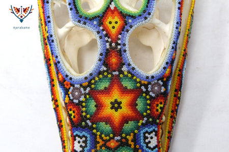 Cráneo de cocodrilo - Yutsi tutuya I - Arte Huichol - Marakame