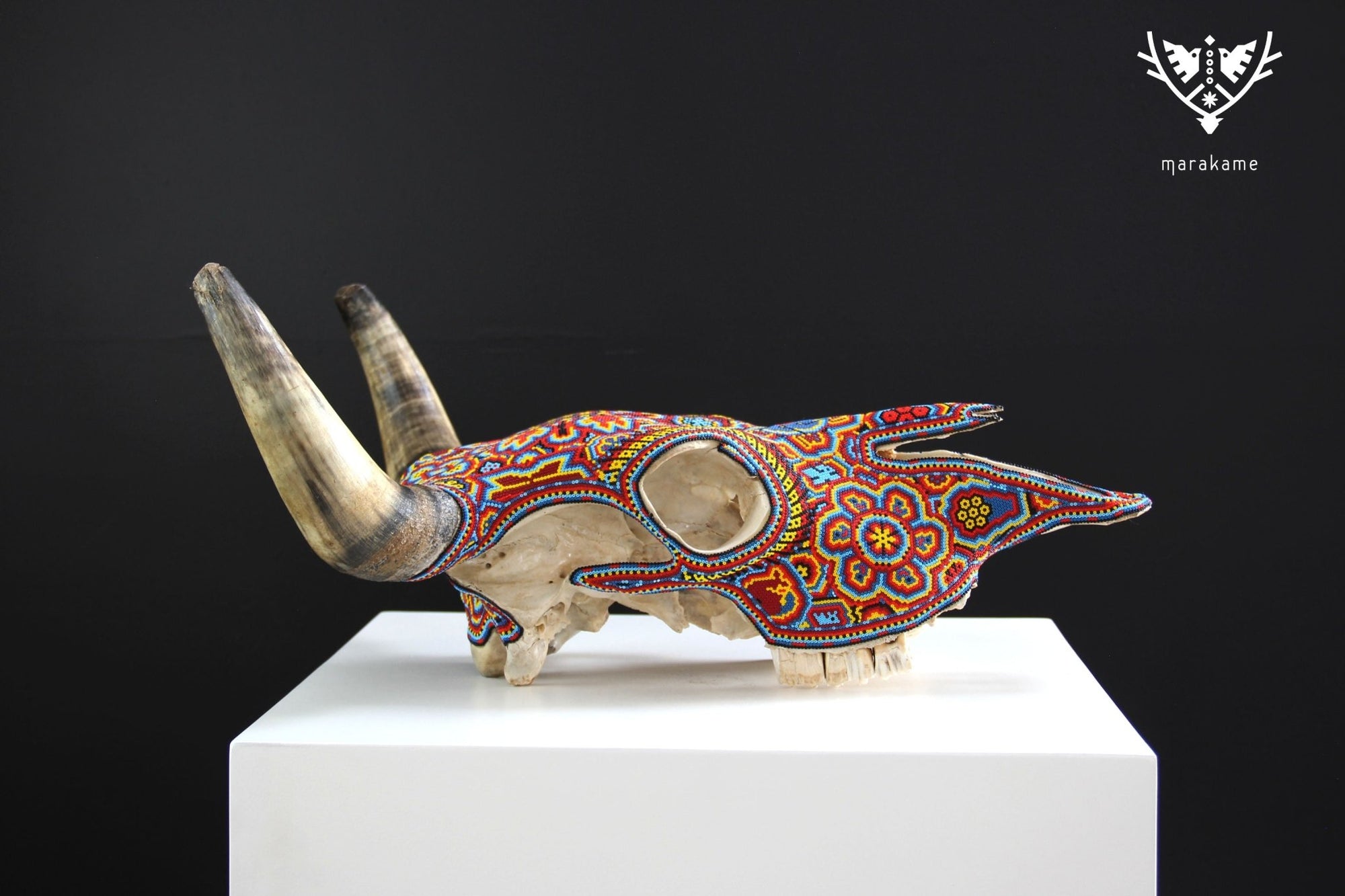 Crâne de vache Huichol Art - Mayes à Hikuri - Huichol Art - Marakame