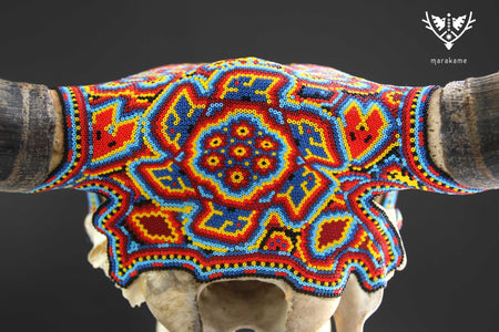 Arte Huichol del teschio di mucca - Mayes in Hikuri - Arte Huichol - Marakame
