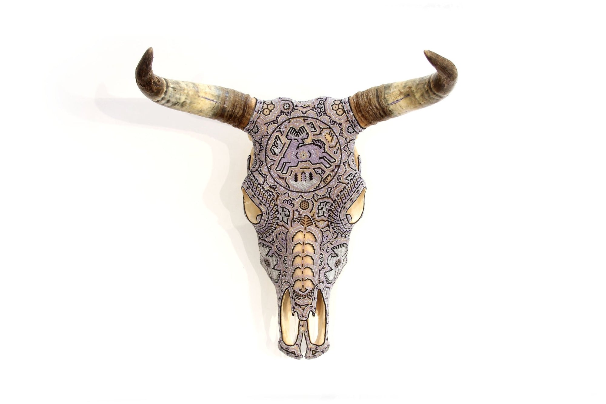 Cráneo de vaca Arte Huichol - Tamatsi Kauyumari - Arte Huichol - Marakame