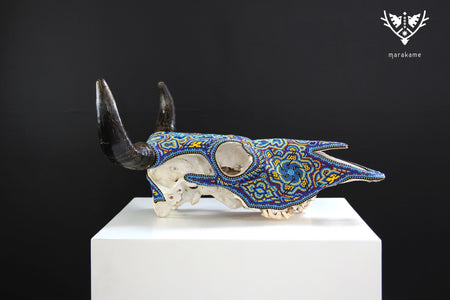 Cráneo de vaca Arte Huichol - Tamatsime - Arte Huichol - Marakame