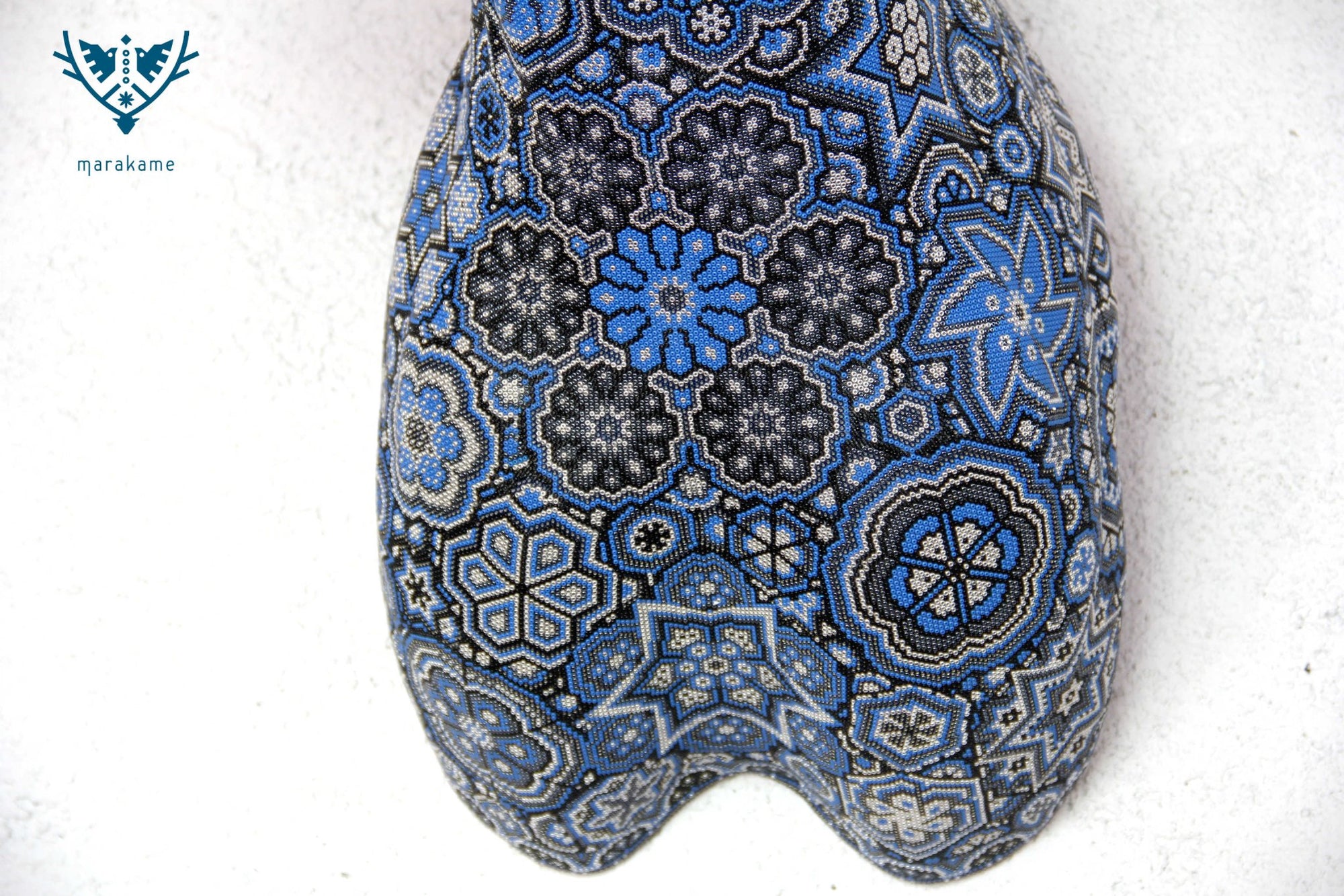 ウイチョル族の芸術彫刻 - ピューマの頭 - シシウェリ - ウイチョル族の芸術 - マラカメ