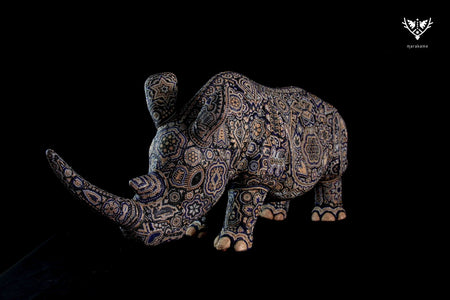 Skulptur Huichol Art – Haiyuawita Nashorn – Huichol Art – Marakame