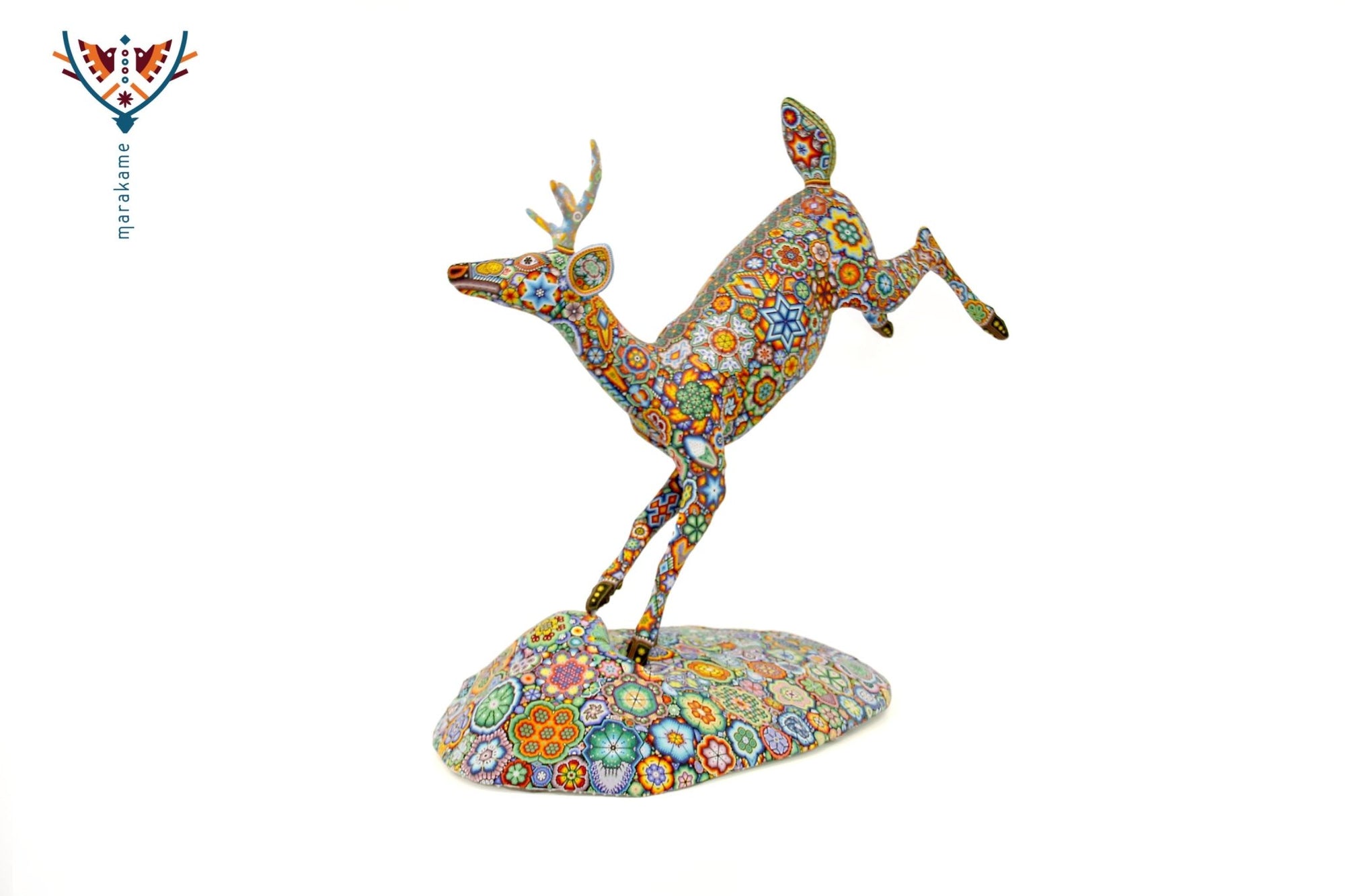 ウイチョル族アート彫刻 - 跳躍する鹿 - Maxa utsik+kame - ウイチョル族アート - マラカメ