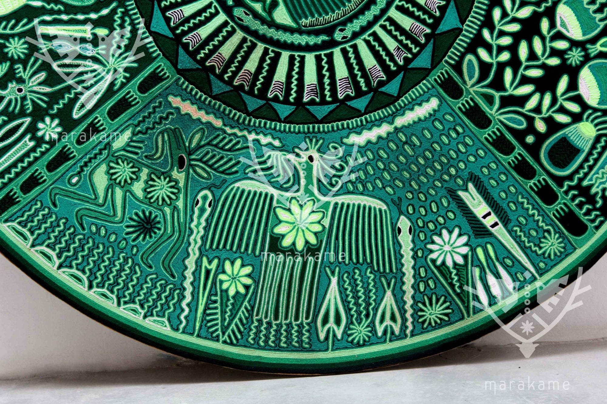 Nierika de Yarn Huichol Circle - The footprints of the old woman - 120 cm. - Huichol Art - Marakame