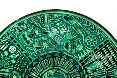 Nierika de Yarn Huichol Circle - The footprints of the old woman - 120 cm. - Huichol Art - Marakame